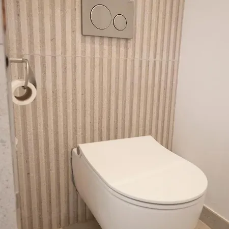 Large 5 Bedroom With Heated Pool + Sea Views * Марбелья